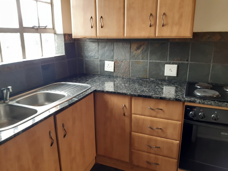 To Let 1 Bedroom Property for Rent in Dassie Rand North West